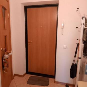 Продается 1-комнатная квартира, 48 м²