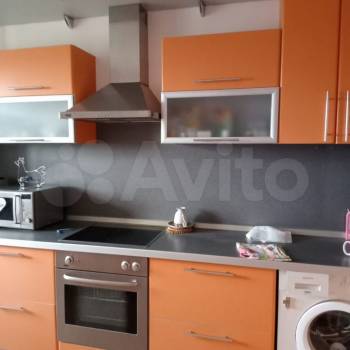 Продается 1-комнатная квартира, 48 м²