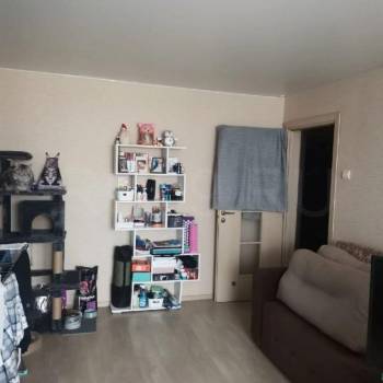 Продается 1-комнатная квартира, 32 м²