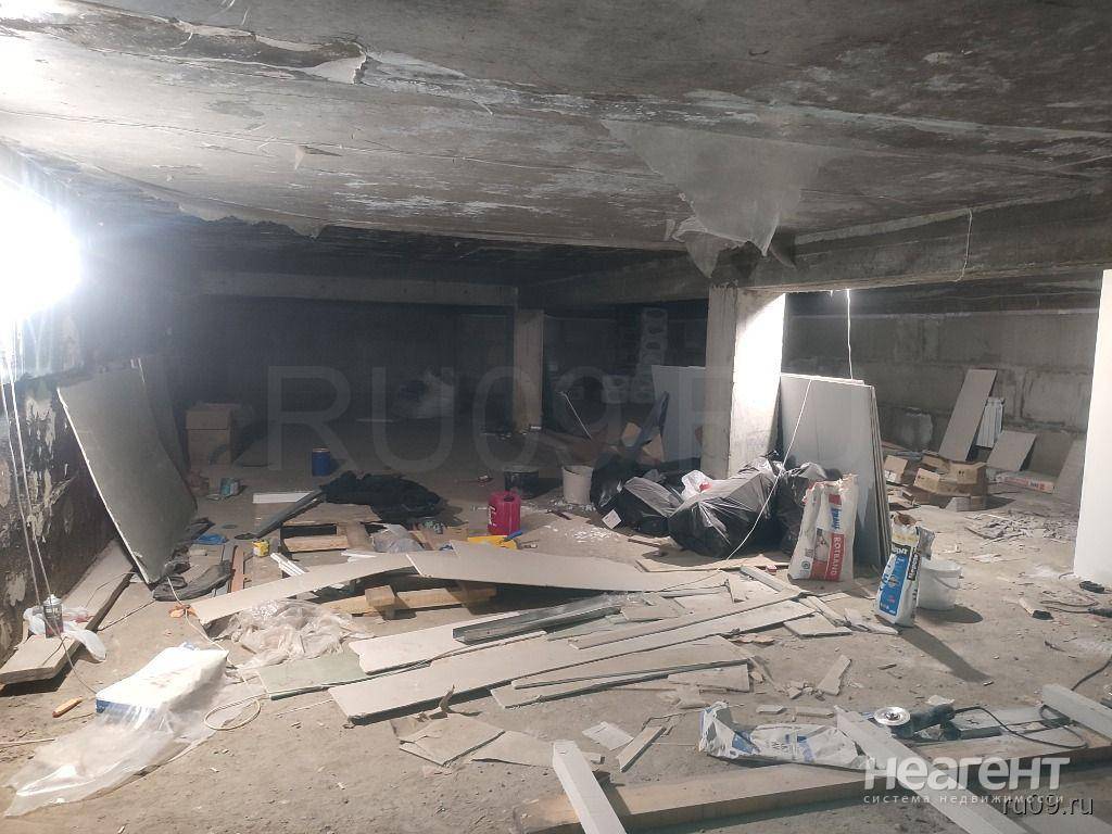 Сдам помещение, цокольный этаж, Центральный рынок, переулок Карповский