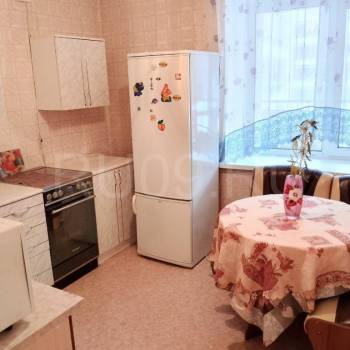 Продается 1-комнатная квартира, 44 м²