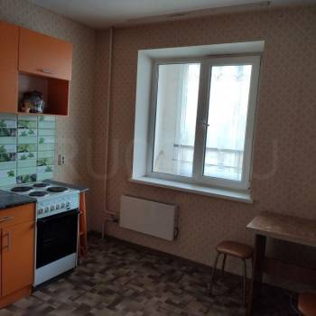Сдается 1-комнатная квартира, 39 м²