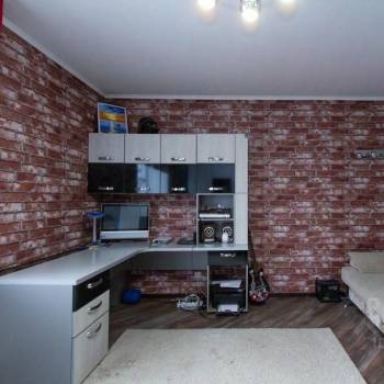 Продается Многокомнатная квартира, 121 м²