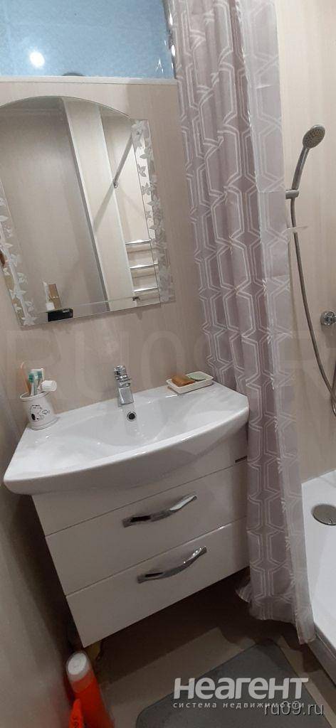 Сдам в аренду 2-комнатную квартиру, пос. Синий Утес, ул. Парковая, без посредников