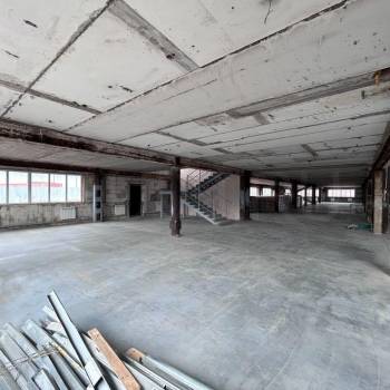 Сдается Нежилое помещение, 3481 м²