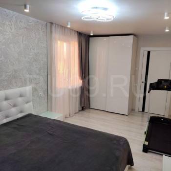 Продается 3-х комнатная квартира, 10 м²
