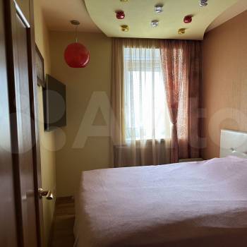 Продается Многокомнатная квартира, 70,7 м²