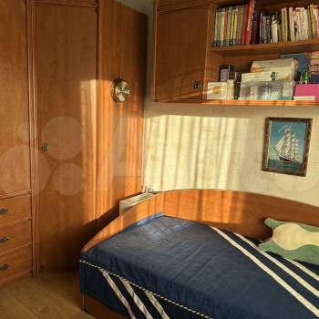 Продается Многокомнатная квартира, 70,7 м²