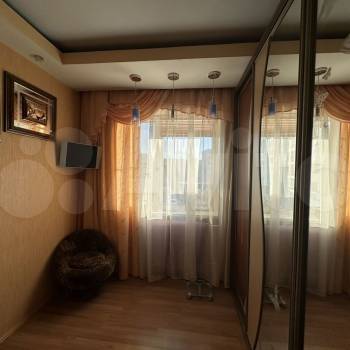 Продается Многокомнатная квартира, 70,7 м²