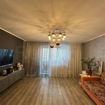 Продается 3-х комнатная квартира, 64 м²