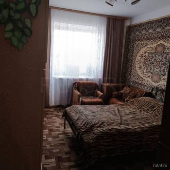 Продается 3-х комнатная квартира, 48 м²