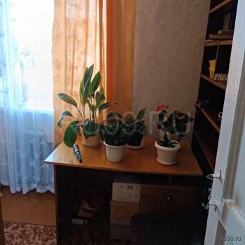 Продается 3-х комнатная квартира, 48 м²