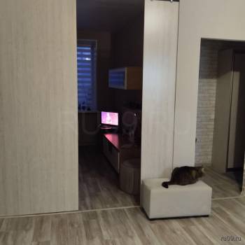 Продается 1-комнатная квартира, 32 м²