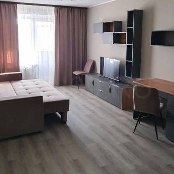 Сдается 1-комнатная квартира, 50 м²