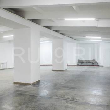 Сдается Нежилое помещение, 555 м²