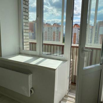 Продается 1-комнатная квартира, 41 м²