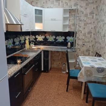 Сдается 2-х комнатная квартира, 42 м²