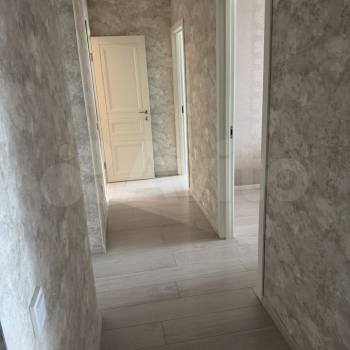 Продается Многокомнатная квартира, 93,3 м²