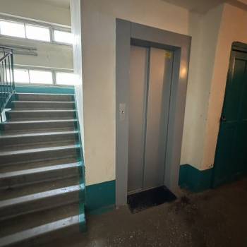 Продается 1-комнатная квартира, 37 м²