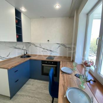 Продается 1-комнатная квартира, 36 м²