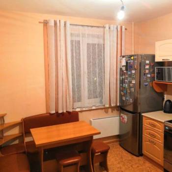 Сдается 1-комнатная квартира, 43 м²