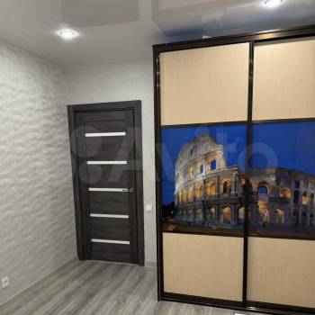 Продается Многокомнатная квартира, 84 м²