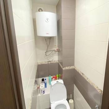 Продается 1-комнатная квартира, 38 м²