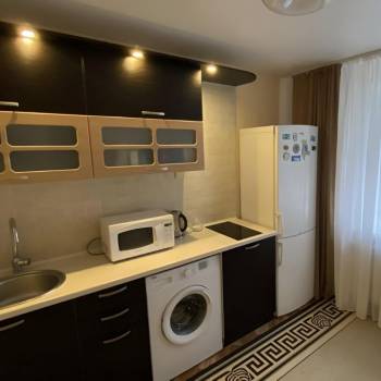 Продается 1-комнатная квартира, 38 м²