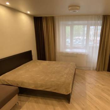 Продается 1-комнатная квартира, 38 м²