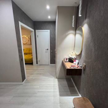 Продается 1-комнатная квартира, 48 м²