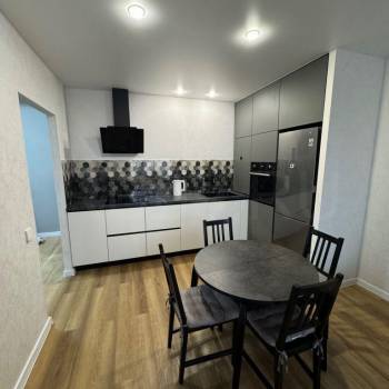 Сдается 2-х комнатная квартира, 64 м²