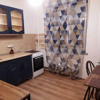 Сдается 1-комнатная квартира, 39 м²