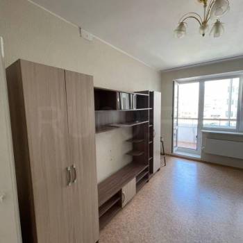 Сдается 1-комнатная квартира, 38 м²