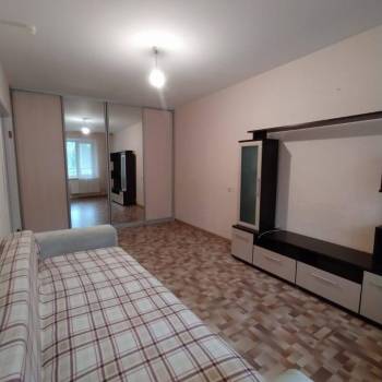 Сдается 1-комнатная квартира, 39 м²