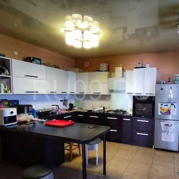 Продается Дом, 260 м²