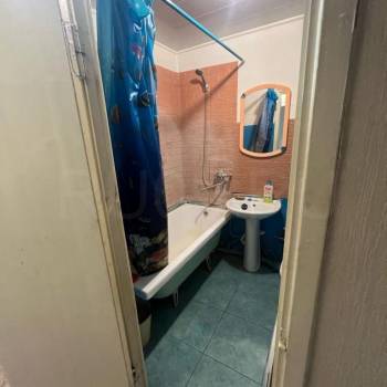 Продается 1-комнатная квартира, 35 м²