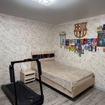 Продается Многокомнатная квартира, 95 м²