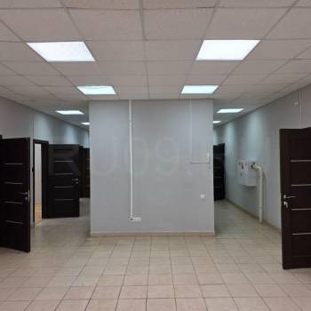 Сдается Нежилое помещение, 406 м²