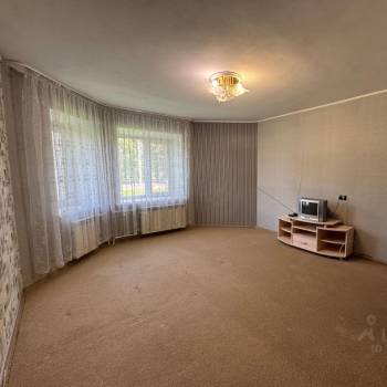 Продается 1-комнатная квартира, 43 м²