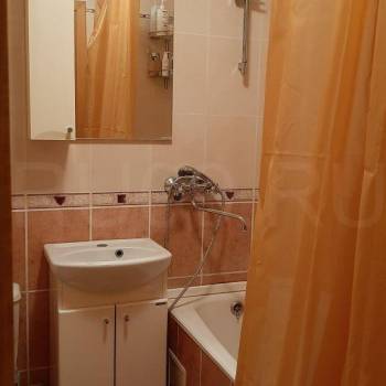 Продается 1-комнатная квартира, 34 м²