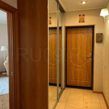 Продается 2-х комнатная квартира, 57 м²