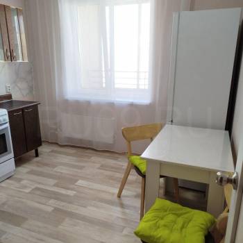 Сдается 1-комнатная квартира, 39 м²