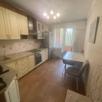Сдается 2-х комнатная квартира, 64 м²