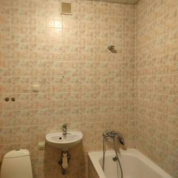 Продается 1-комнатная квартира, 47 м²