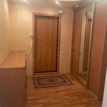 Сдается Многокомнатная квартира, 85 м²