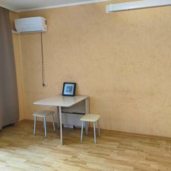 Продается 1-комнатная квартира, 47 м²