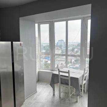 Продается 2-х комнатная квартира, 77 м²