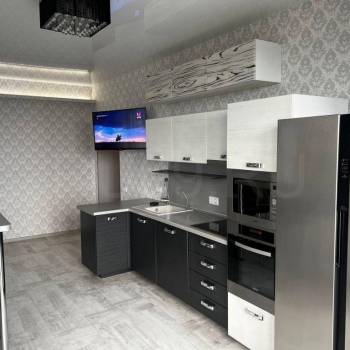 Продается 2-х комнатная квартира, 77 м²