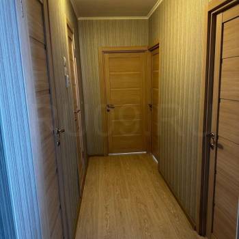 Продается Многокомнатная квартира, 69 м²