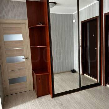 Продается Многокомнатная квартира, 69 м²